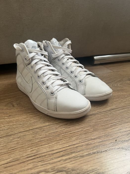 Жіночі кеди Nike Wmns Court Tradition LT