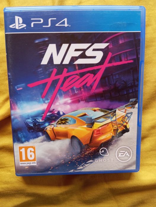Vendo jogos para a PS4 pouco usados e a funcionar