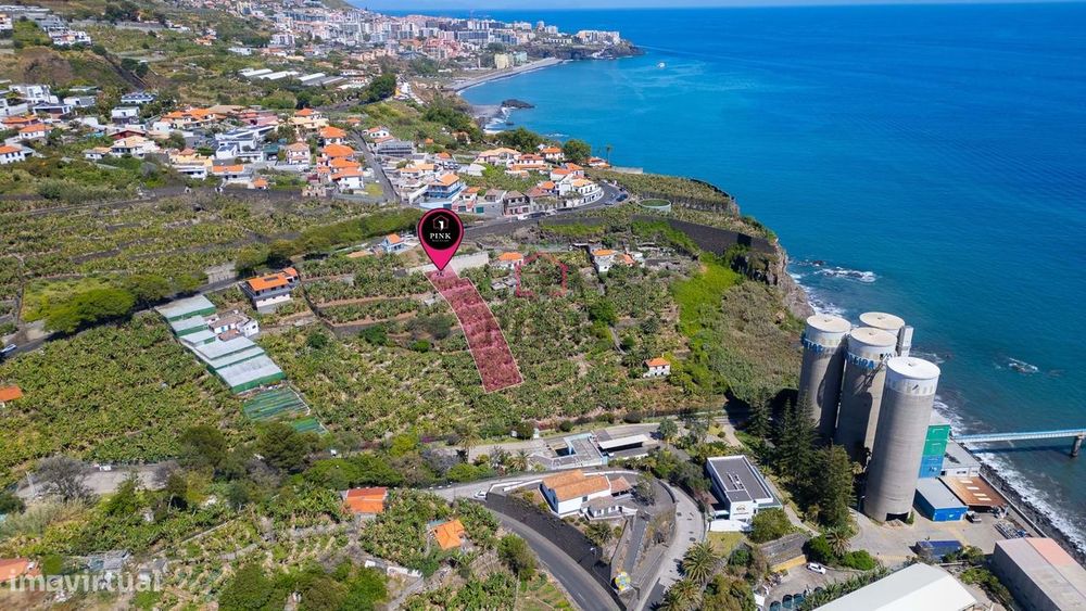 Terreno com Potencial Construtivo de 238 m² | 1.134 m² de Área Total