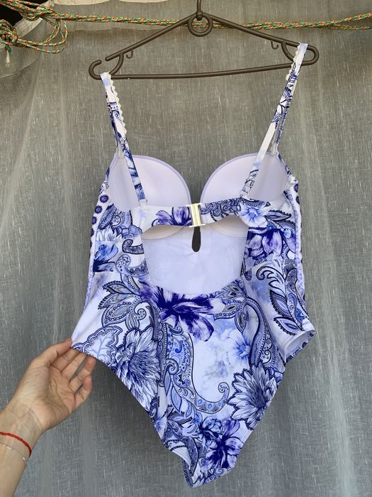 Цільний купальник resort 14 р.