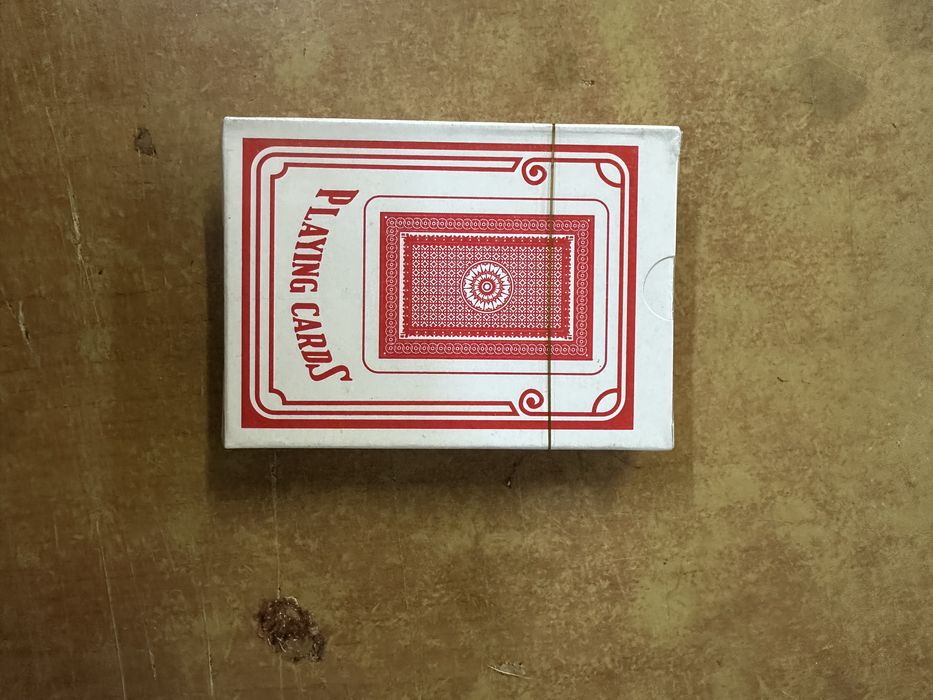 Karty do gry plastikowe nowe w folii