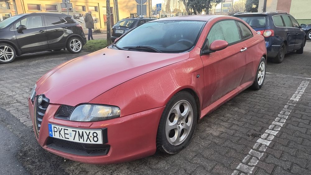 Alfa Romeo GT 2003 – uszkodzona