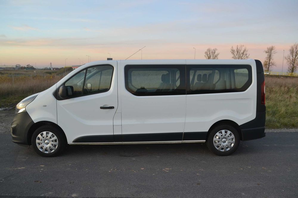 wynajem wypożyczalnia, samochodów, busów, dostawczych, lawet Żnin