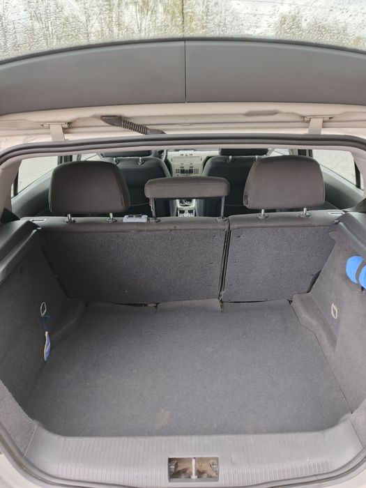 Автомобіль Opel Astra H