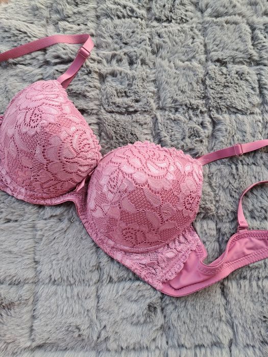 Biustonosz nowy bez metek