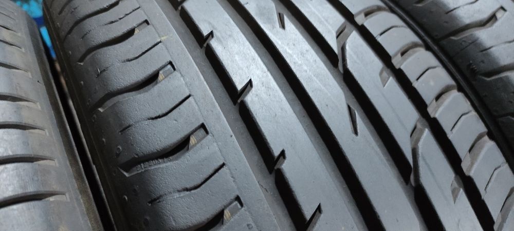 Pneus 215/55/18 semi novos