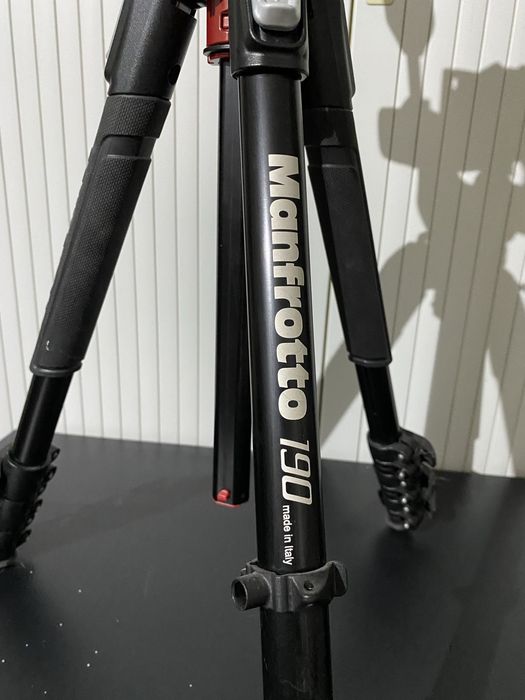 Statyw do aparatu manfrotto 190