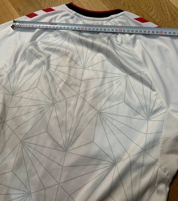 Футболка ФК «Саутгемптон» сезону 2022-23 від Hummel