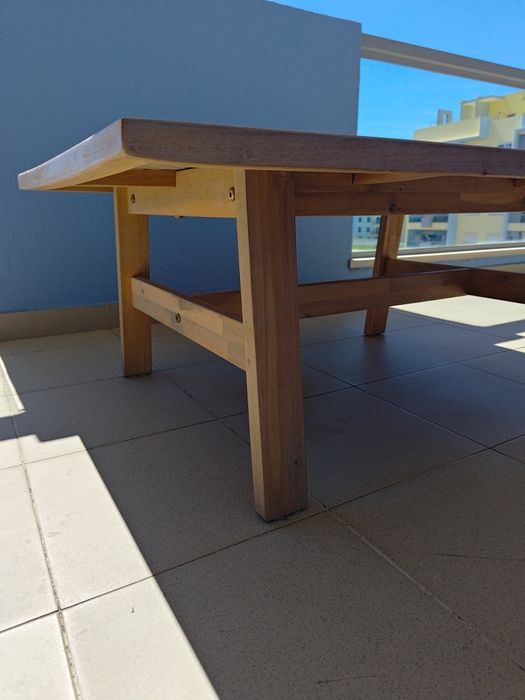 Mesa de jardim com azulejo 103x70x40