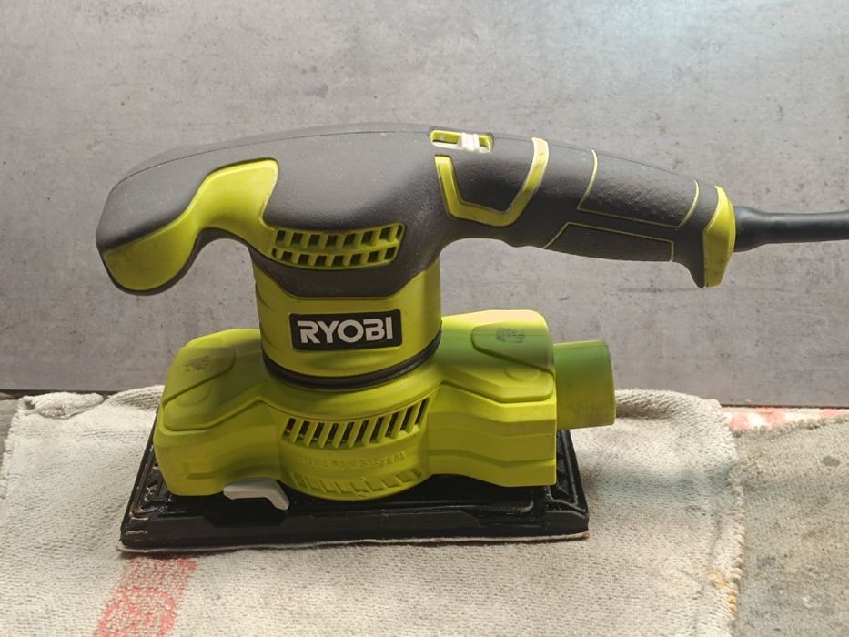 Szlifierka oscylacyjna Ryobi