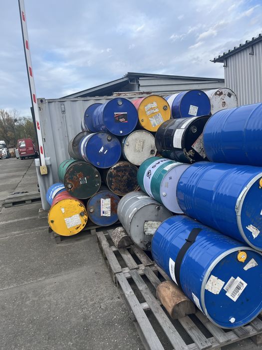 Продам бочку металеву 200л пуста