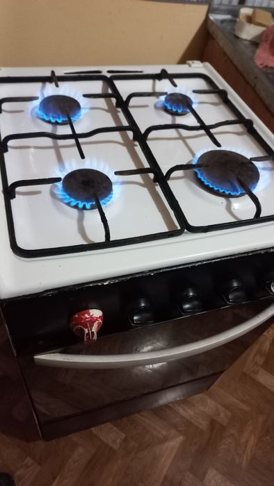 Плита газовая zanussi 50 х 50