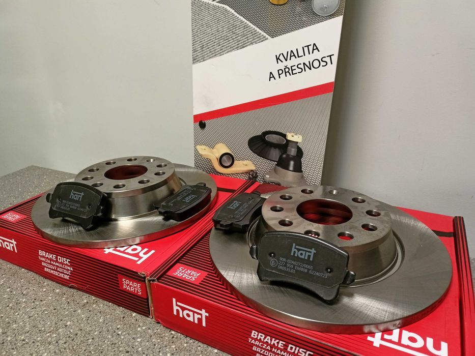 VW Passat B6,Leon,Octavia 3 Tarcze hamulcowe tył+klocki.> PROMOCJA !!!