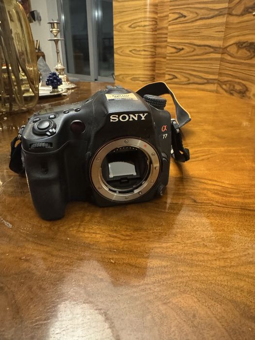 Aparat Sony alpha 77