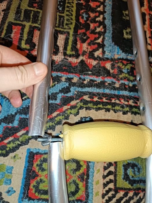 Костыли подмышечные (118 см)