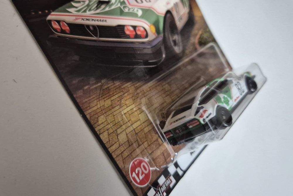 2 Alfa Romeo Hotwheels