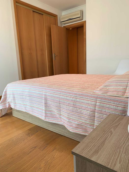 Álamos - Arrendamento de apartamento T2 com 100m2