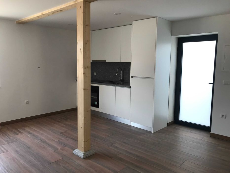 Andar Moradia T1 - perto da cidade