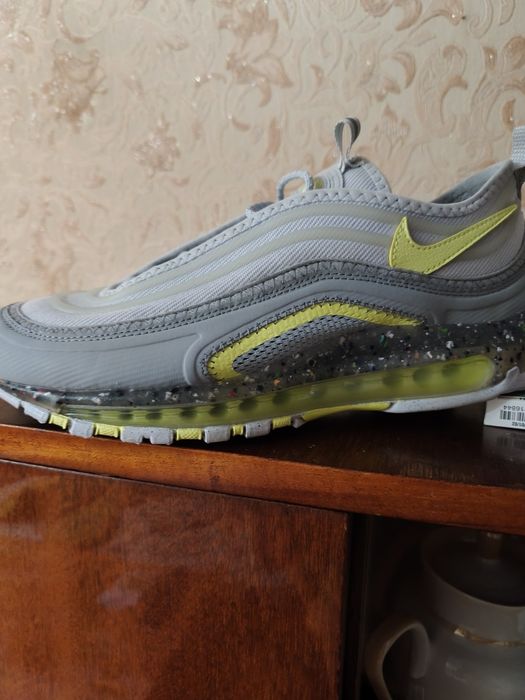 Чоловічі кросівки NIKE. Оригінал. Виробник країна В'єтнам.