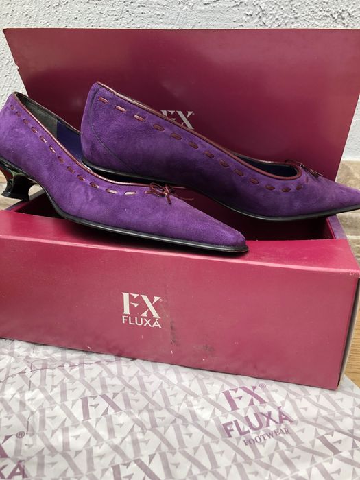 Sapatos Fluxa 37