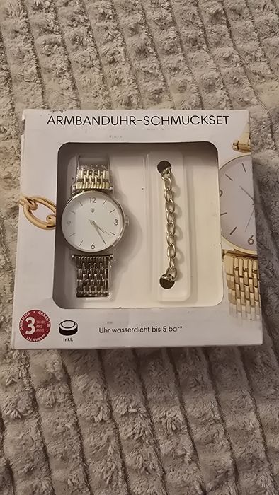 Zegarek damski z bransoletką Nowy !