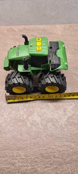 Traktor John Deere