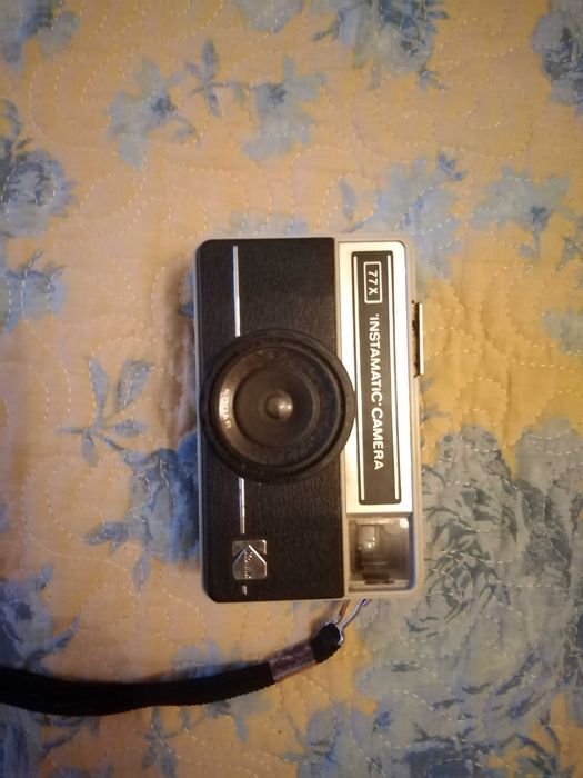 Máquina fotográfica Kodak 77x