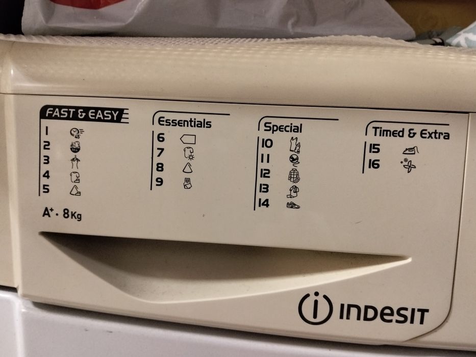 Máquina secar roupa Indesit