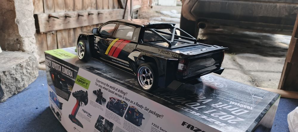 Kyosho Fazer d2 toyota Tundra drift rc