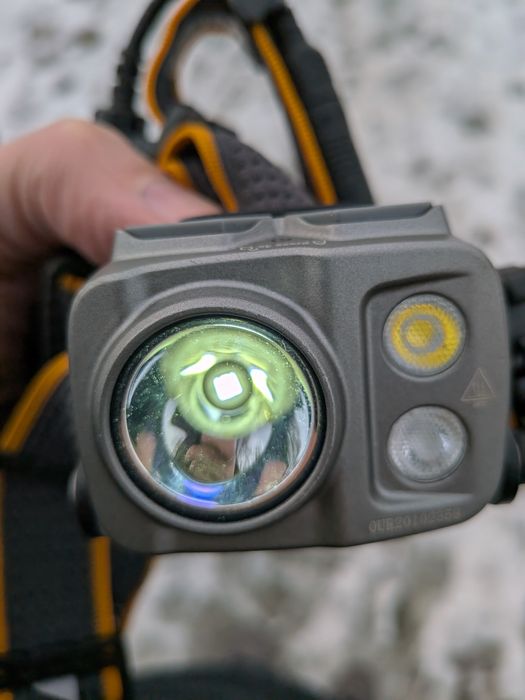 Latarka czołowa Fenix HP25R V2.0, 3 lata gwarancji, paragon.