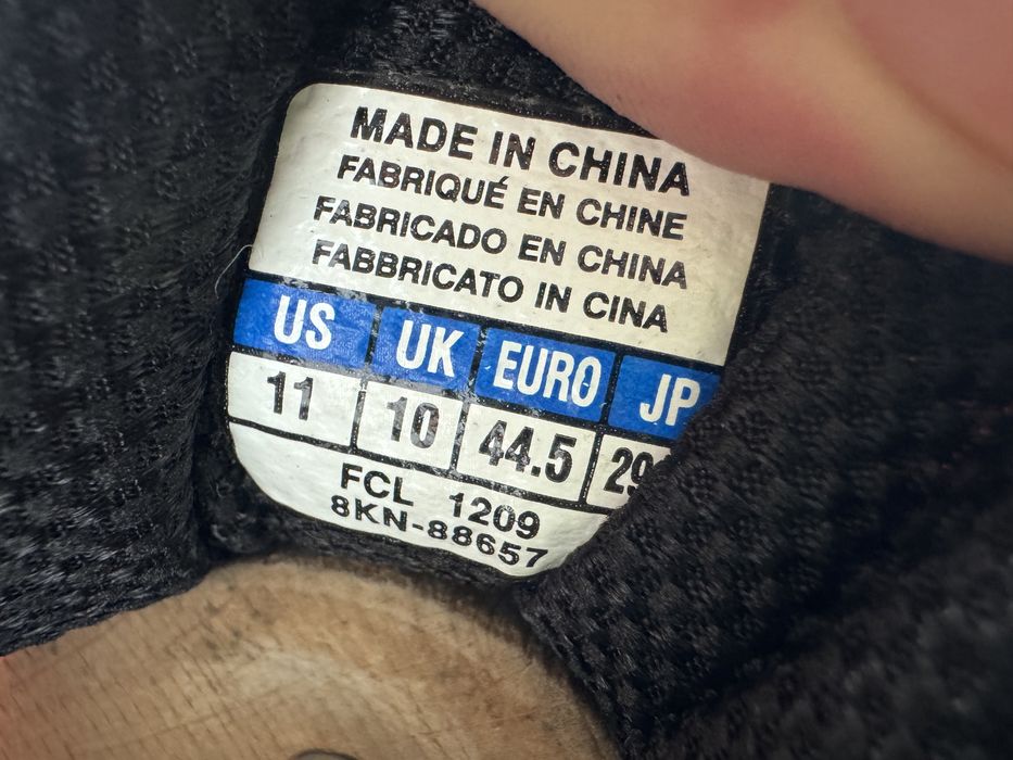 Кросівки Mizuno Wave Harrier 2 Розмір 44.5 Взуття