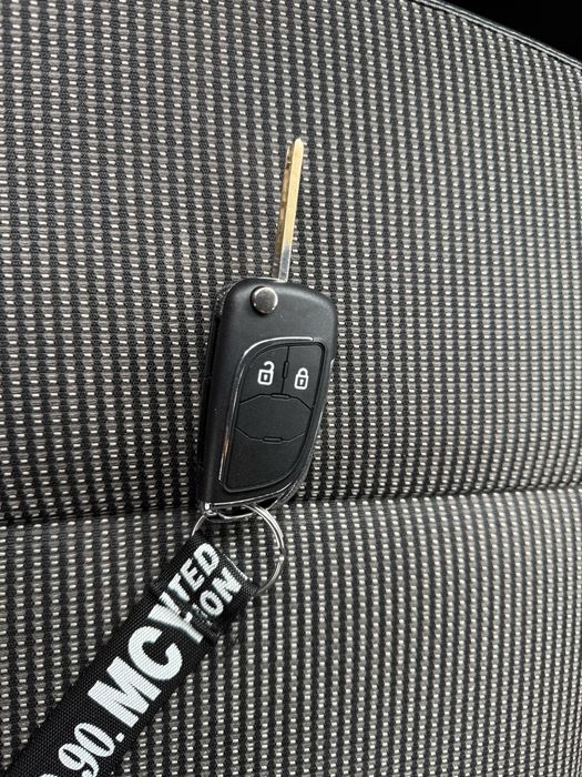 Продам Opel Astra Sports Tourer 1.7 cdti