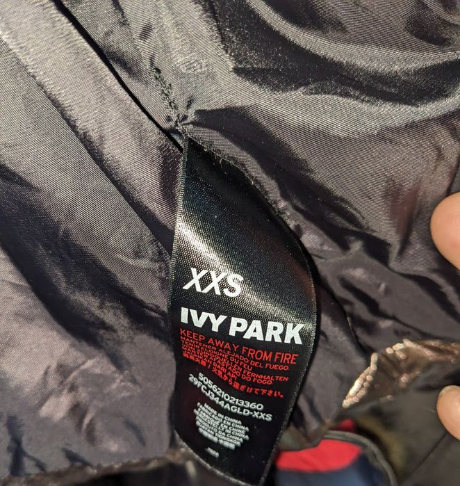 Продам зимову куртку