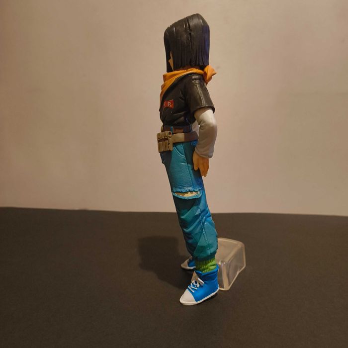Figura Dragon Ball Android 17
