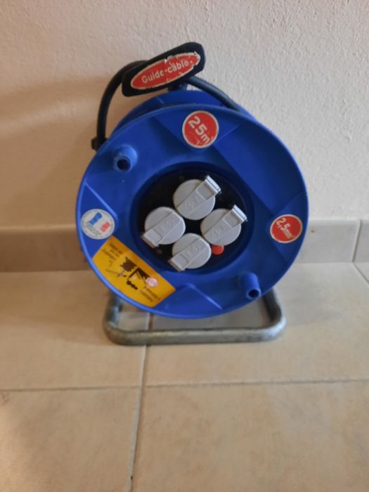 Extensao Eléctrica com Enrolador