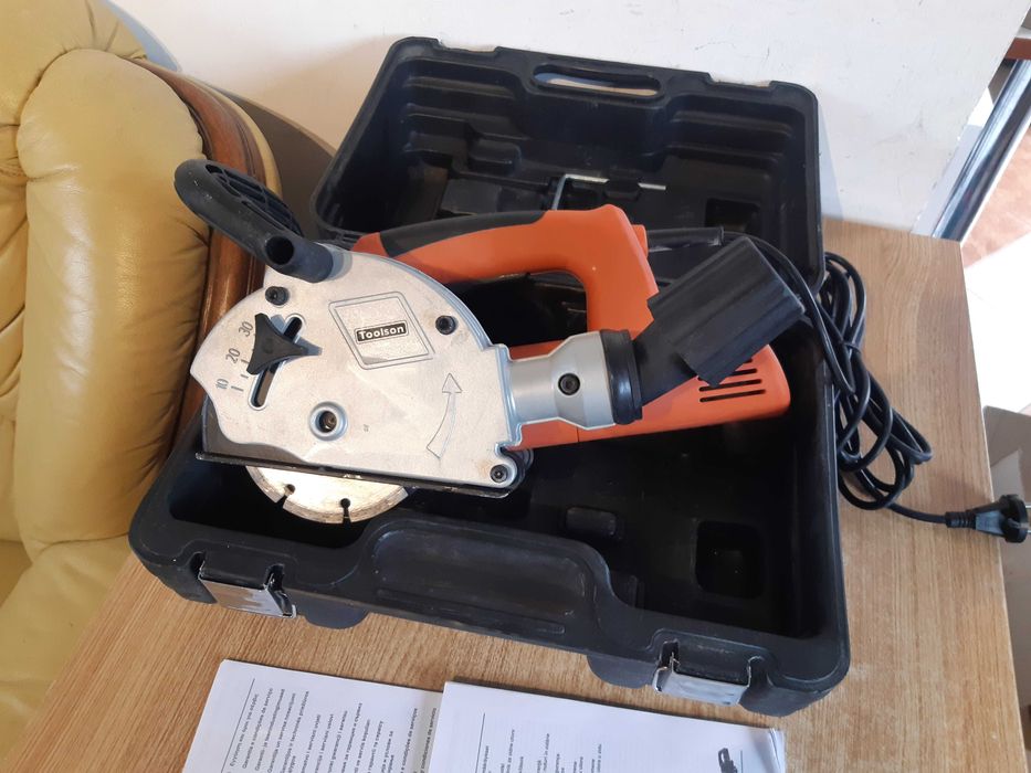 Einhell bruzdownica