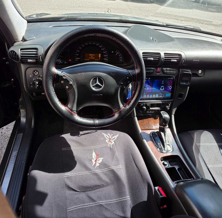 Mercedes-Benz C270 Ano 2002