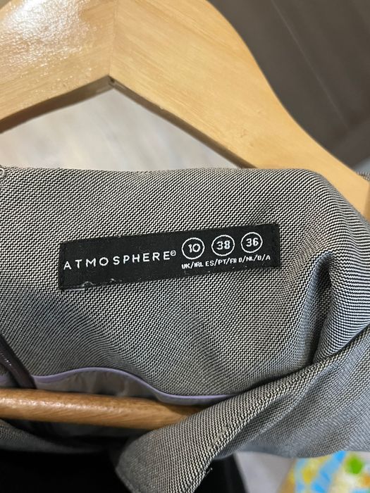 Продам сукню в діловому стилі