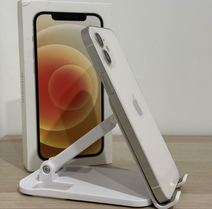 iPhone 12 - 64GB - Desbloqueado