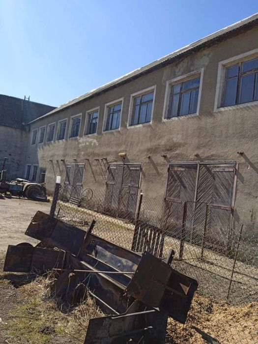Продаж/оренда комерційного приміщення (складів)
