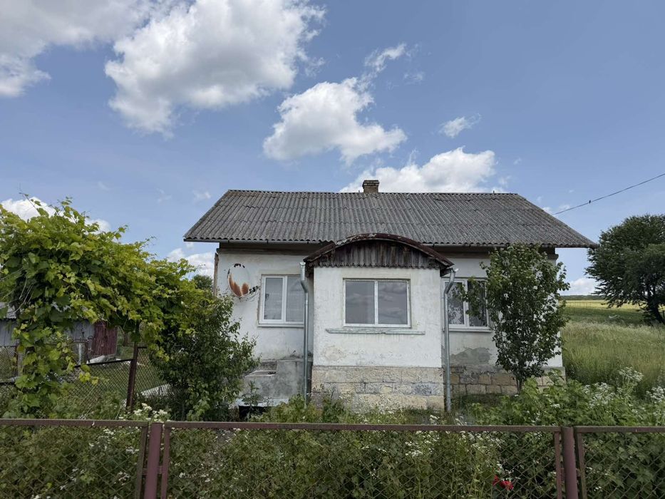 Продаж готового будинку з умовами в с. Дунаїв