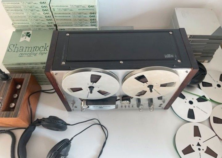 Продається  БАБИННІК   Аkai- GX4000 Agfa Pioner