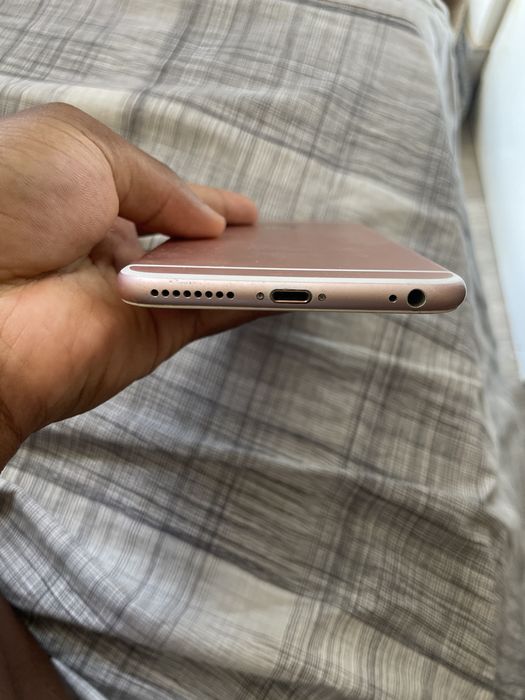 iPhone 6s Rose Gold 16GB – Para Peças/Reparação – Não Liga