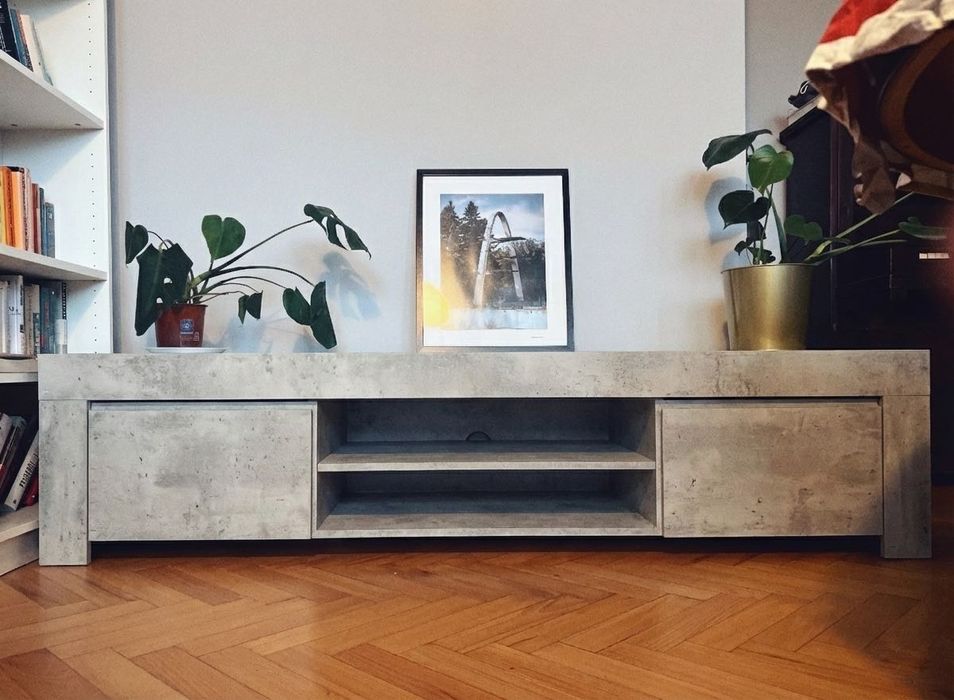 > PRZECENIONA Szafka RTV biała 190 cm z salonu Euforma Puławska