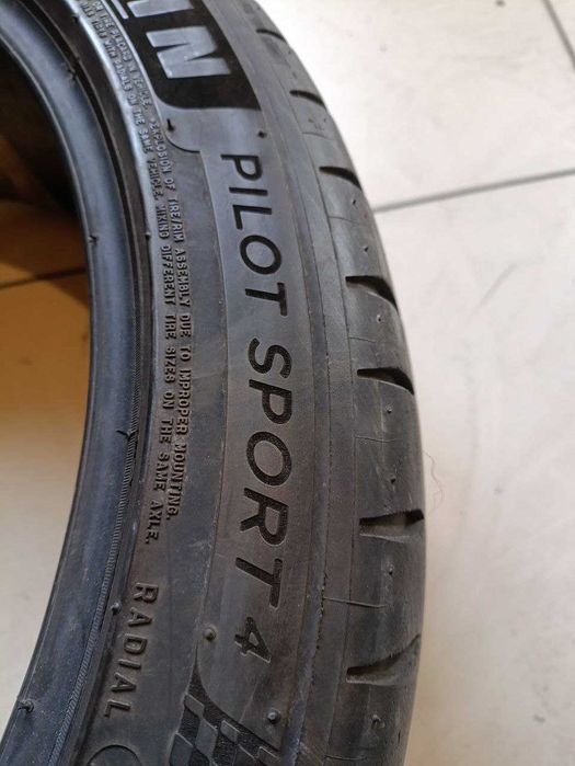 Пара шин б/у 215/45R18 89Y Michelin Pilot Sport 4