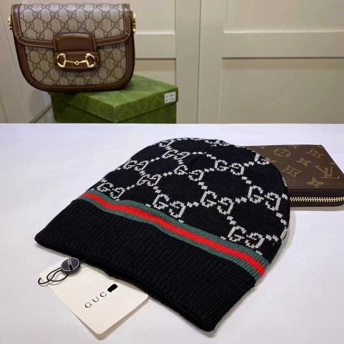 Шапочки "Gucci" - тёплые и стильные