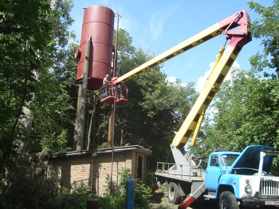 Автовишка Бровари. Оренда автовишки Бровари по району (067) 441 30 25.