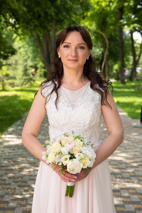 Весільна, святкова сукня