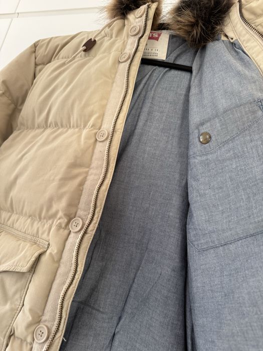 Kurtka LEVIS wypelnienie pierze, naturalne futro