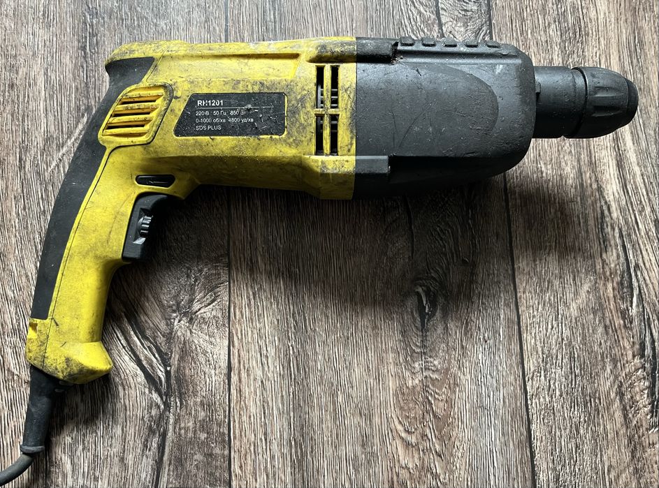Перфоратор Compass RH1201
